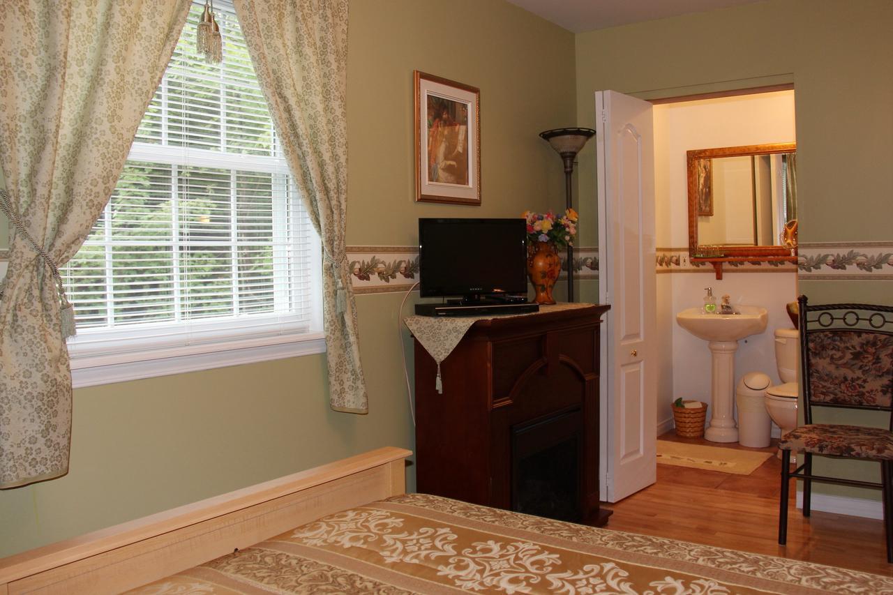 Arkadia Eastman B&B Exterior photo